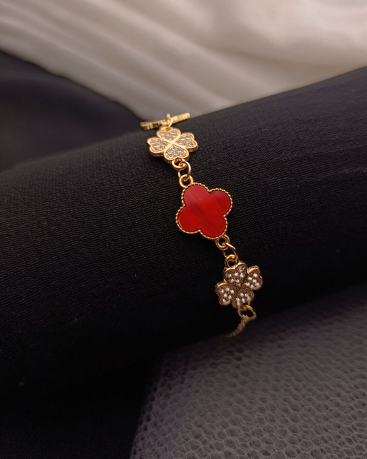 Elegant Clover Charm Bracelet